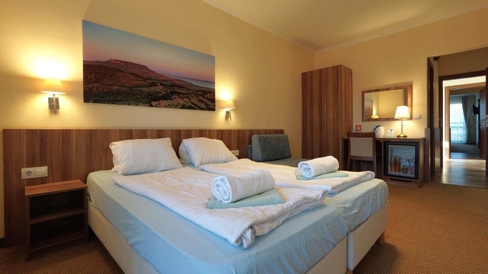 Balaton Colors Beach Hotel 希欧福克 外观 照片