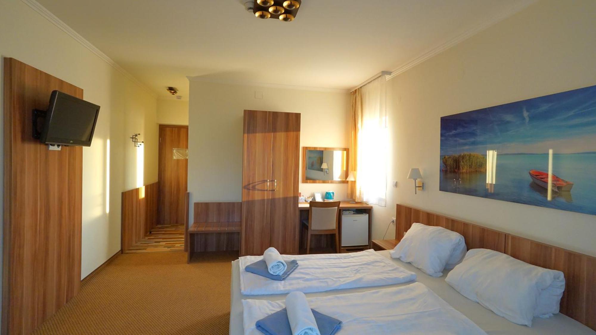 Balaton Colors Beach Hotel 希欧福克 外观 照片