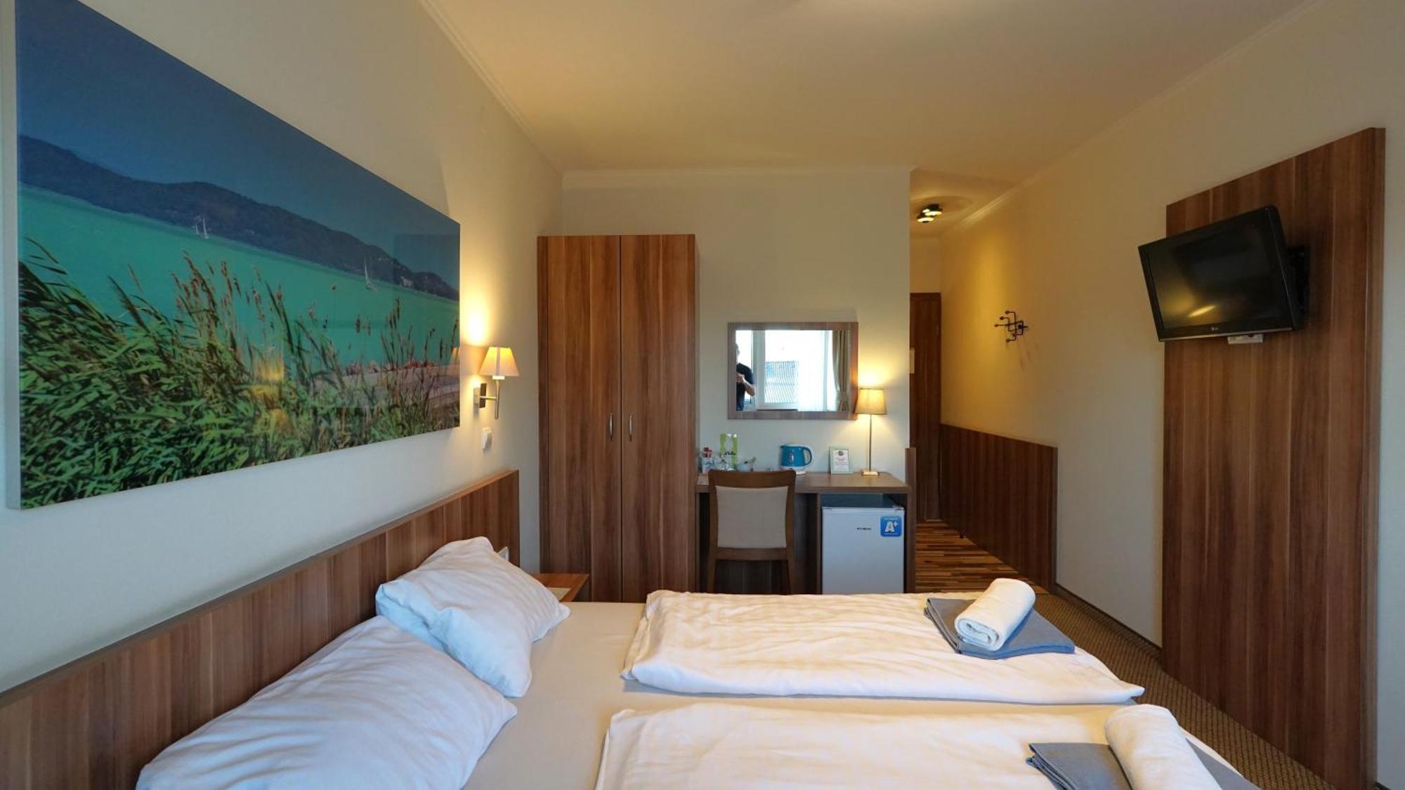 Balaton Colors Beach Hotel 希欧福克 外观 照片