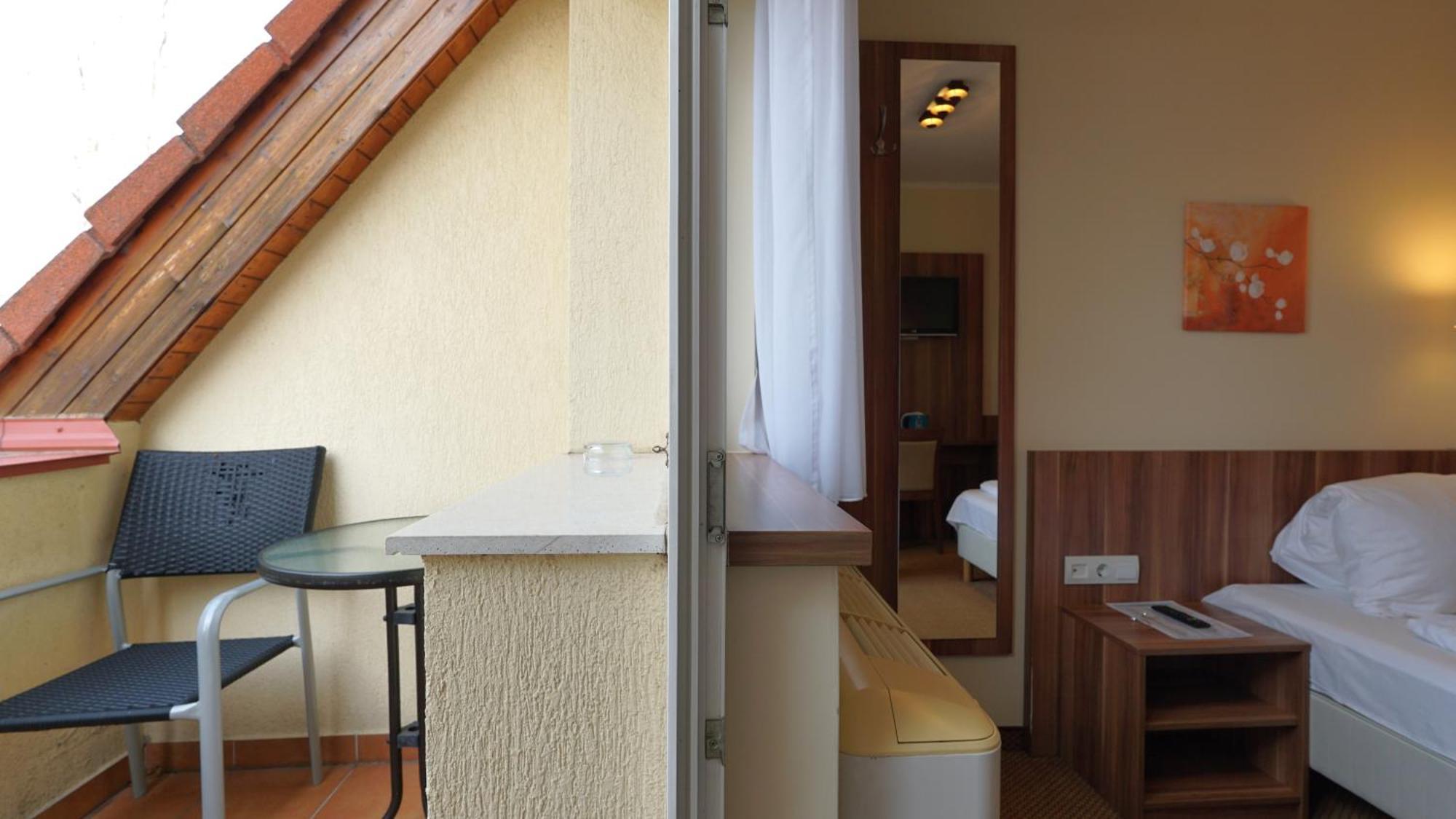 Balaton Colors Beach Hotel 希欧福克 客房 照片